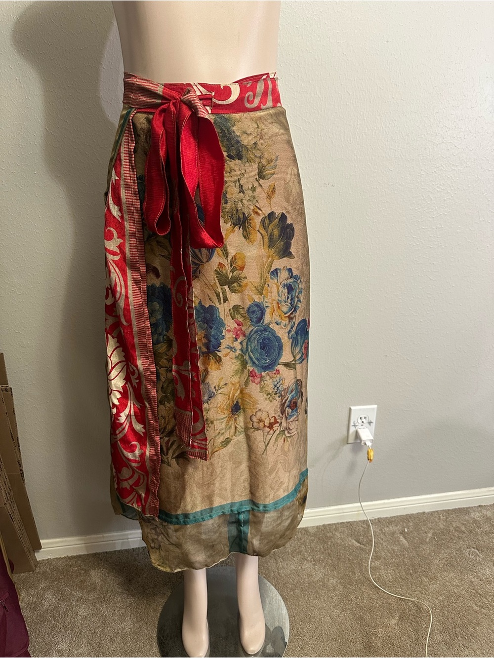 Wrap reversible Midi Skirt